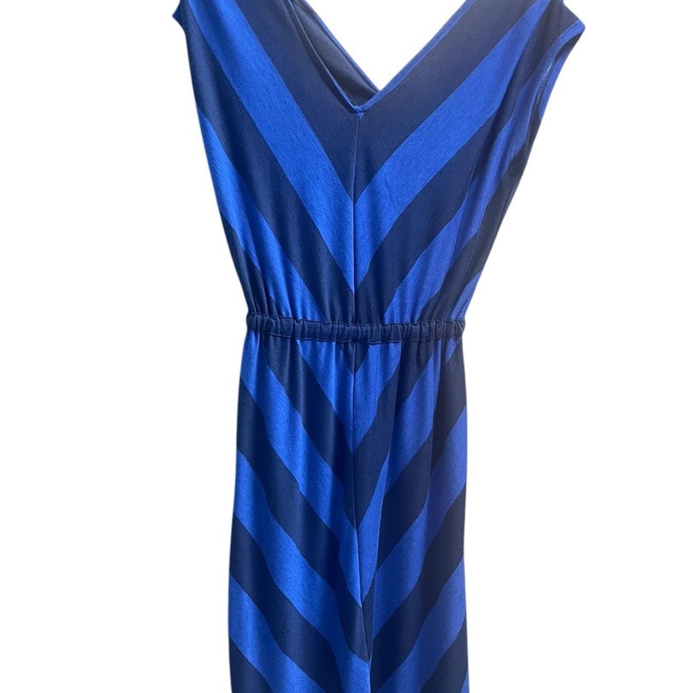 Blue and navy chevron dress.